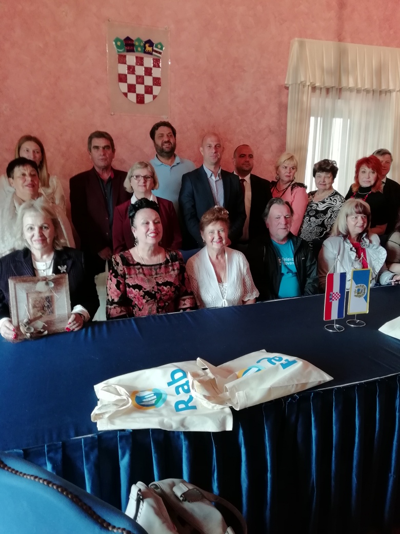 Раб /Хърватия/ -2019

Среща с ръководителите от различни държави с кмета на града - Никола Гргрурич
